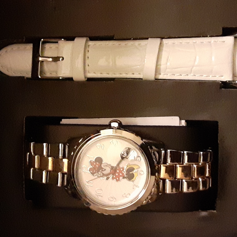 Disney minnie mouse limited edition watch